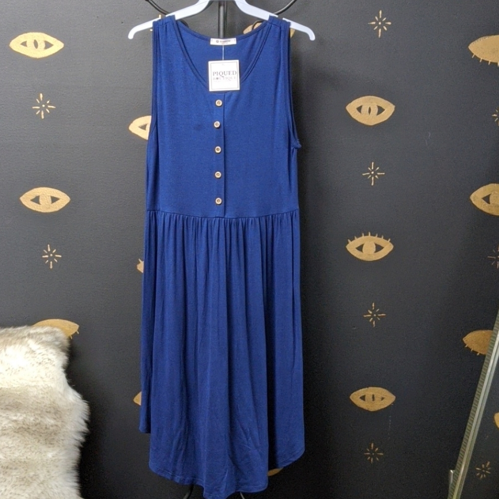 Sleeveless Button Dress *stain*